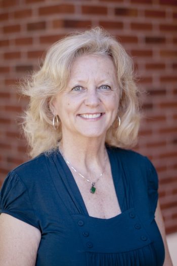 thumbnail_Rev Laura Rosewood Headshot